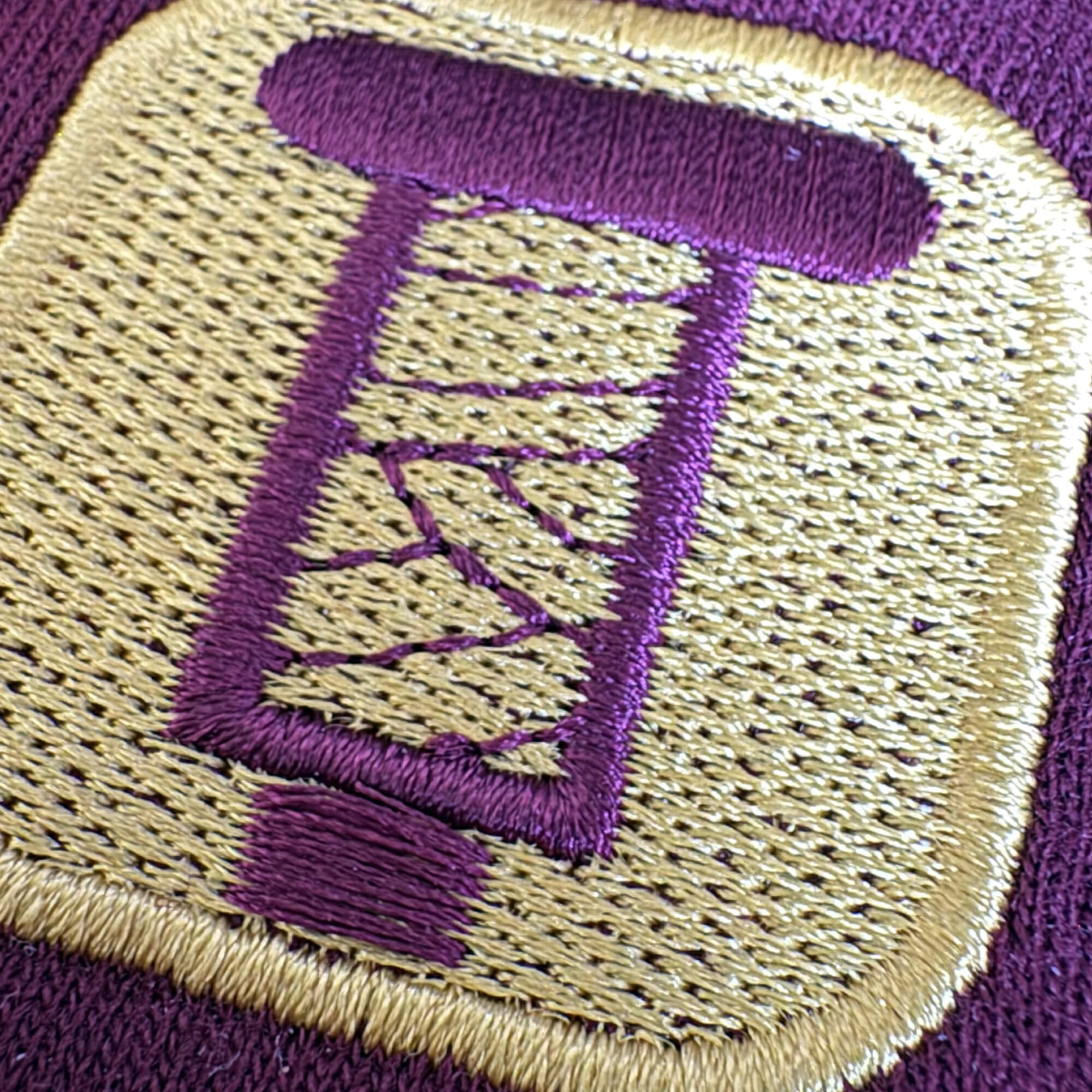 broderie-logo-personnalise