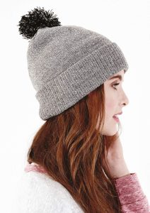 bonnet-pompon-bicolore-personnaliser
